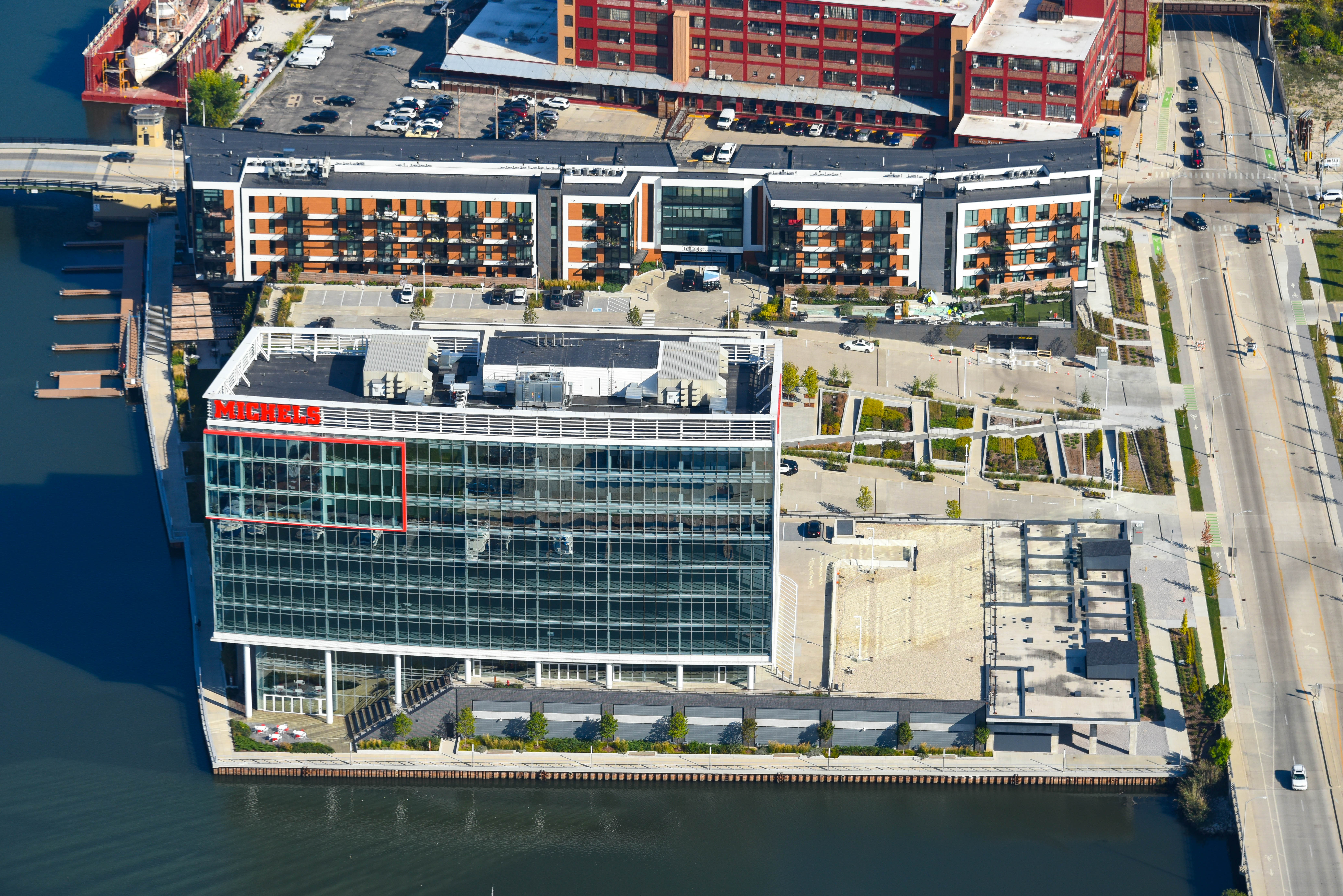 R1VER (Michels Development)